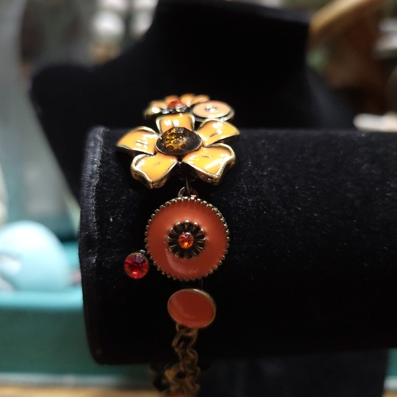 Brass Enamel Flower Bracelet - Picture 4 of 6